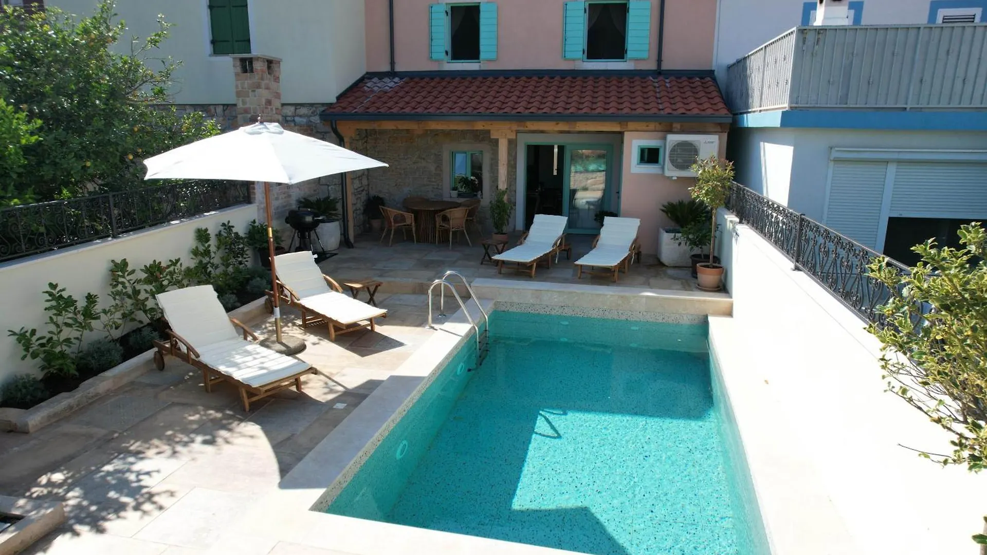 Holiday Home Rafica Božava